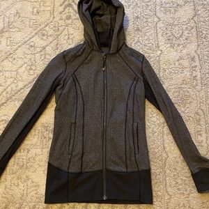 lululemon women's daily practice jacket size 10